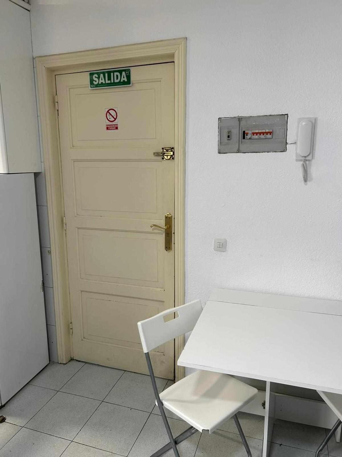 Estudio En Plaza Callao Madrid Exterior foto